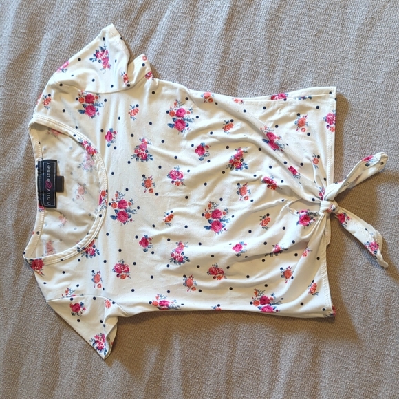 Polly & Esther Tops - Floral polka dot crop top